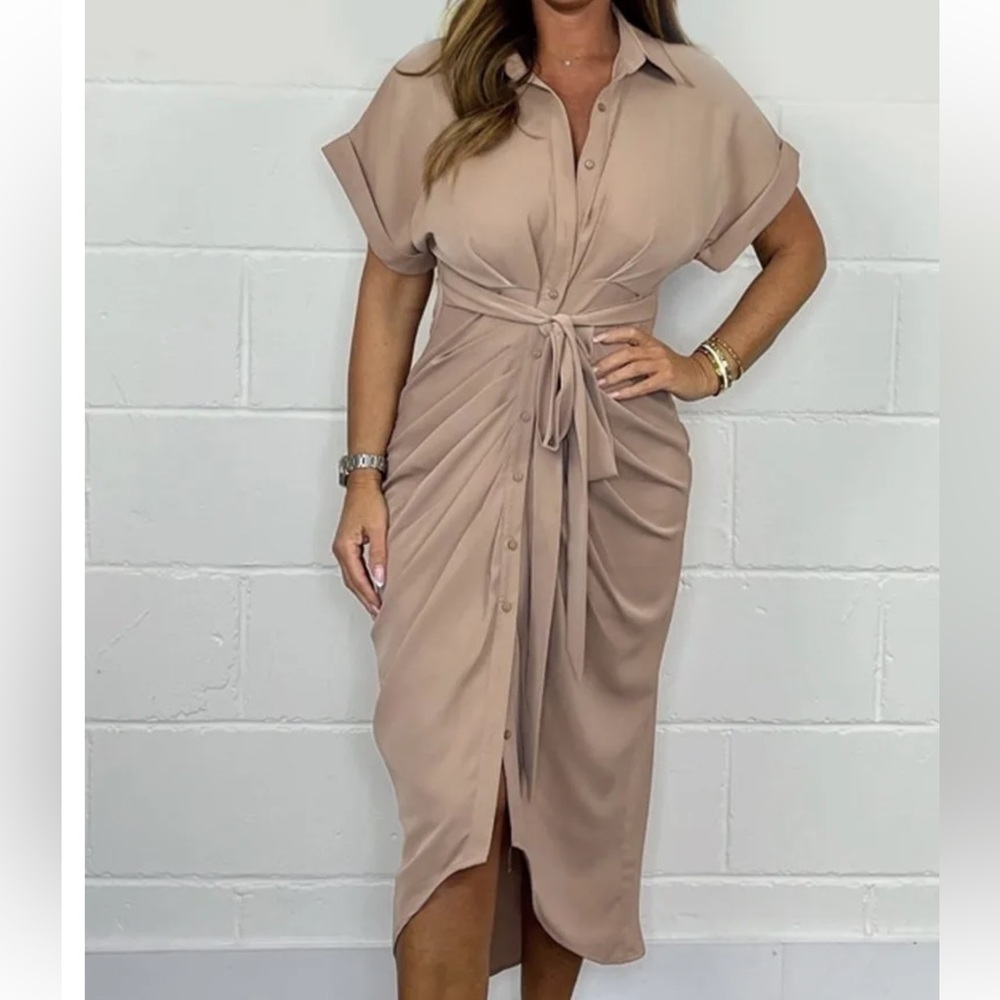 Gilli Taupe Button-Up Dress Size XS‎